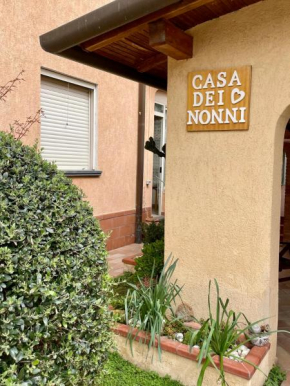 Casa dei Nonni, Camaiore